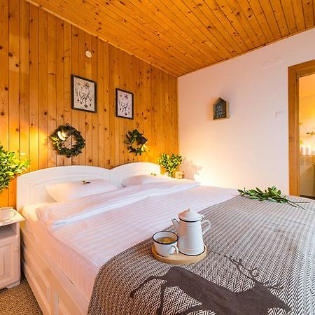 Hadar Chalet Hotel Бузау Екстериор снимка