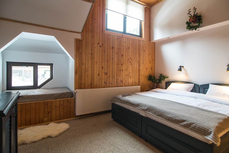Hadar Chalet Hotel Бузау Екстериор снимка